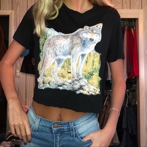 Wolf cropped tee